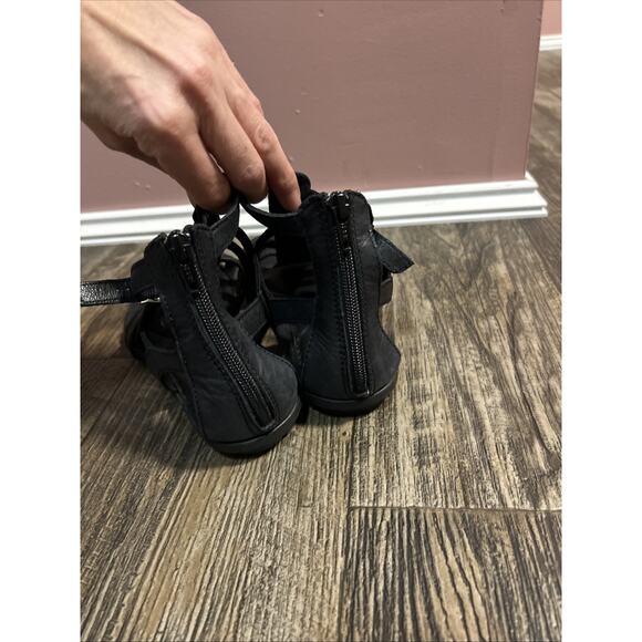 Born Tripoli Gladiator Sandal Leather Black Strappy Womens Size 6.5 - Picture 4 of 4